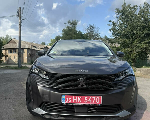 Серый Пежо 5008, объемом двигателя 2 л и пробегом 225 тыс. км за 25500 $, фото 1 на Automoto.ua