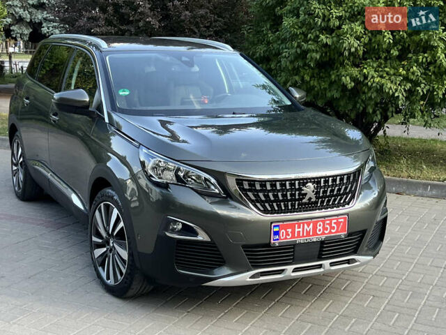 Серый Пежо 5008, объемом двигателя 1.5 л и пробегом 170 тыс. км за 19800 $, фото 3 на Automoto.ua