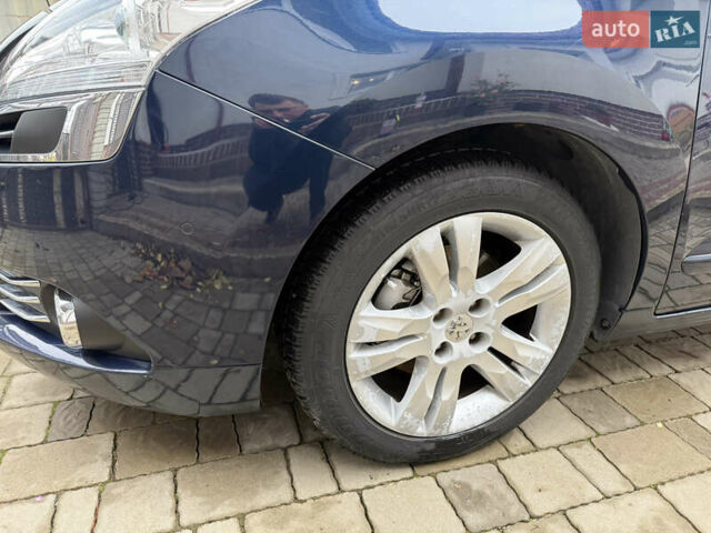 Синій Пежо 5008, об'ємом двигуна 2 л та пробігом 206 тис. км за 9800 $, фото 26 на Automoto.ua