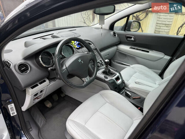 Синій Пежо 5008, об'ємом двигуна 2 л та пробігом 206 тис. км за 9800 $, фото 9 на Automoto.ua