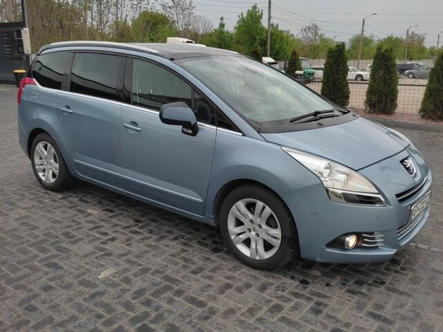 Синий Пежо 5008, объемом двигателя 1.6 л и пробегом 228 тыс. км за 7500 $, фото 3 на Automoto.ua