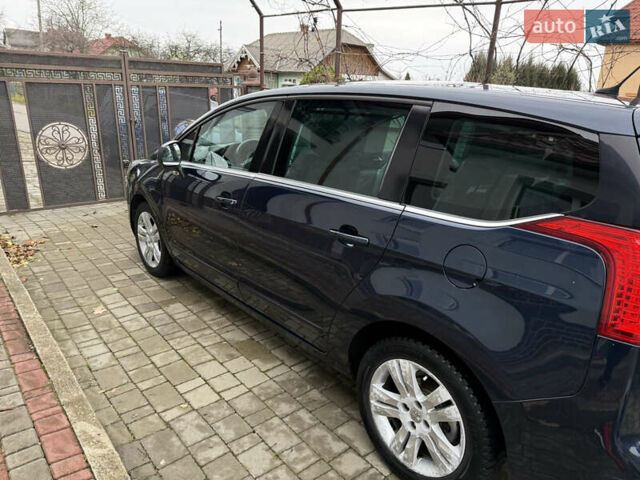Синій Пежо 5008, об'ємом двигуна 2 л та пробігом 206 тис. км за 9800 $, фото 7 на Automoto.ua