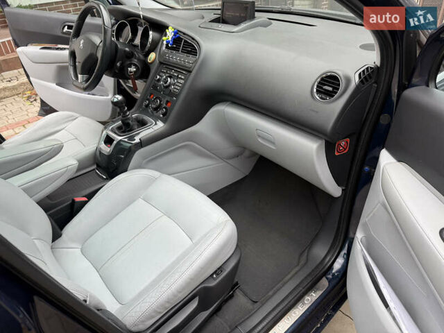 Синій Пежо 5008, об'ємом двигуна 2 л та пробігом 206 тис. км за 9800 $, фото 29 на Automoto.ua
