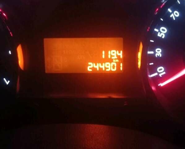 Синий Пежо 5008, объемом двигателя 1.6 л и пробегом 245 тыс. км за 7400 $, фото 7 на Automoto.ua