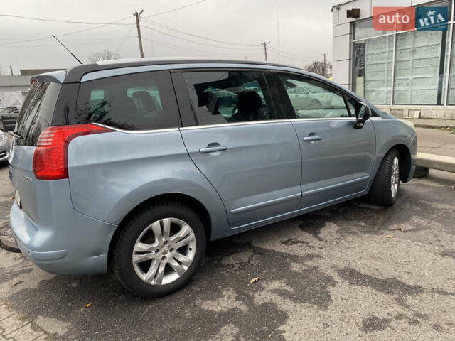 Синій Пежо 5008, об'ємом двигуна 1.6 л та пробігом 283 тис. км за 7100 $, фото 3 на Automoto.ua