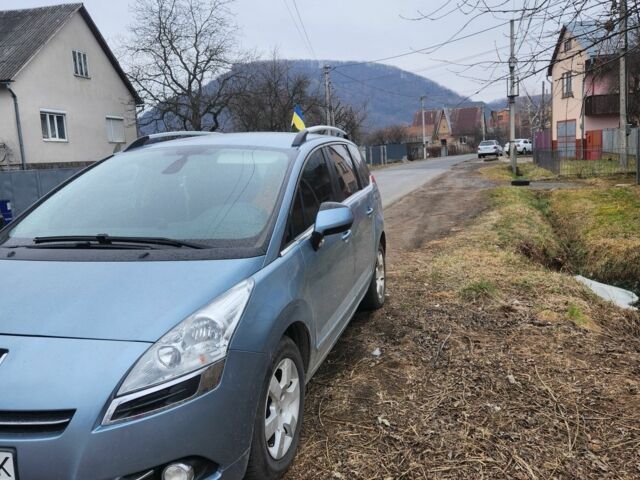 Синій Пежо 5008, об'ємом двигуна 1.6 л та пробігом 320 тис. км за 6500 $, фото 1 на Automoto.ua