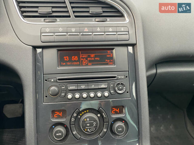 Синий Пежо 5008, объемом двигателя 1.6 л и пробегом 228 тыс. км за 7400 $, фото 24 на Automoto.ua