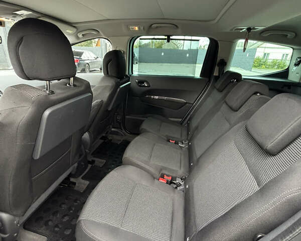 Пежо 5008 2010 в Житомире на Automoto.ua Синий Пежо 5008, объемом двигателя 1.6 л и пробегом 223 тыс. км за 8500 $, фото 9 на Automoto.ua