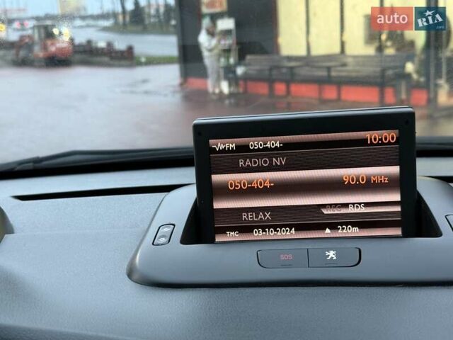 Синий Пежо 5008, объемом двигателя 1.56 л и пробегом 251 тыс. км за 6950 $, фото 78 на Automoto.ua