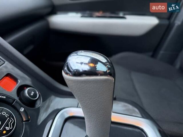 Синий Пежо 5008, объемом двигателя 1.56 л и пробегом 251 тыс. км за 6950 $, фото 70 на Automoto.ua