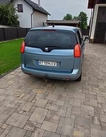 Синий Пежо 5008, объемом двигателя 1.6 л и пробегом 286 тыс. км за 7200 $, фото 4 на Automoto.ua