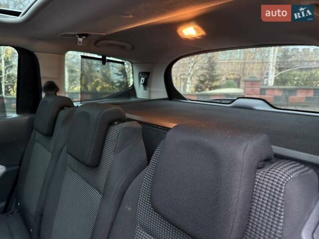 Синий Пежо 5008, объемом двигателя 1.56 л и пробегом 251 тыс. км за 6950 $, фото 59 на Automoto.ua