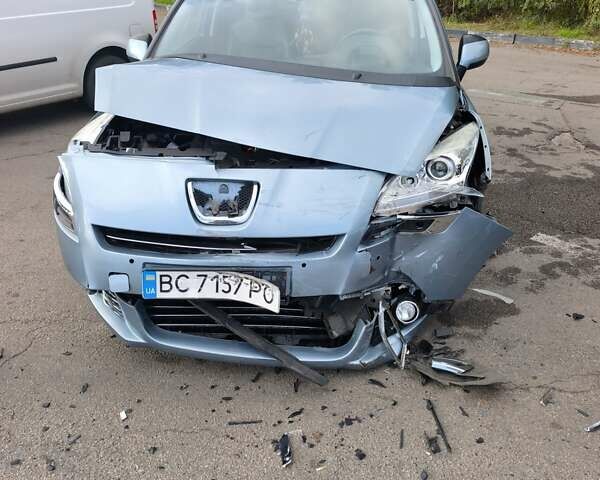 Синий Пежо 5008, объемом двигателя 2 л и пробегом 199 тыс. км за 6500 $, фото 31 на Automoto.ua