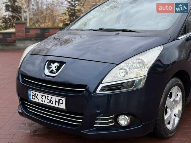 Синий Пежо 5008, объемом двигателя 1.56 л и пробегом 251 тыс. км за 6950 $, фото 4 на Automoto.ua