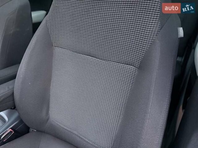 Синий Пежо 5008, объемом двигателя 1.56 л и пробегом 251 тыс. км за 6950 $, фото 67 на Automoto.ua