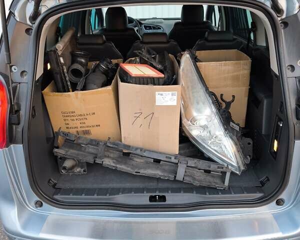 Синий Пежо 5008, объемом двигателя 2 л и пробегом 199 тыс. км за 6500 $, фото 33 на Automoto.ua