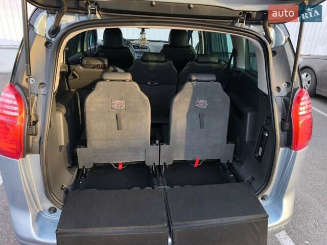 Синий Пежо 5008, объемом двигателя 2 л и пробегом 199 тыс. км за 6500 $, фото 12 на Automoto.ua