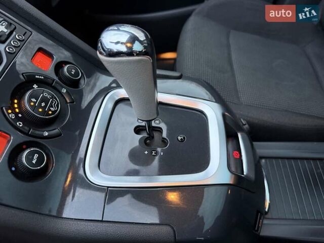 Синий Пежо 5008, объемом двигателя 1.56 л и пробегом 251 тыс. км за 6950 $, фото 69 на Automoto.ua