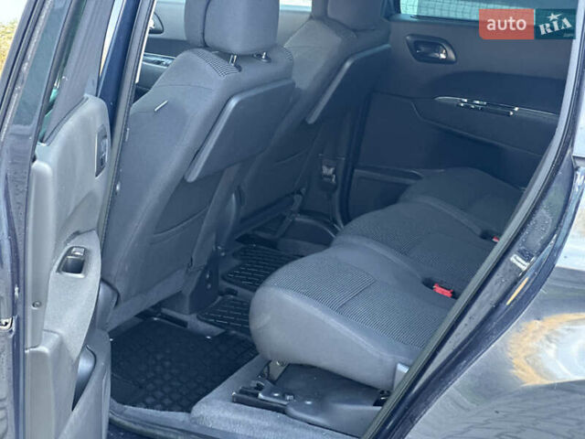 Синій Пежо 5008, об'ємом двигуна 1.56 л та пробігом 203 тис. км за 8900 $, фото 12 на Automoto.ua