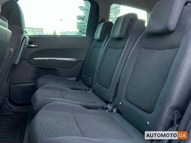 Синий Пежо 5008, объемом двигателя 1.6 л и пробегом 234 тыс. км за 9400 $, фото 11 на Automoto.ua