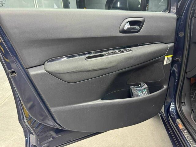 Синий Пежо 5008, объемом двигателя 1.6 л и пробегом 264 тыс. км за 10700 $, фото 14 на Automoto.ua