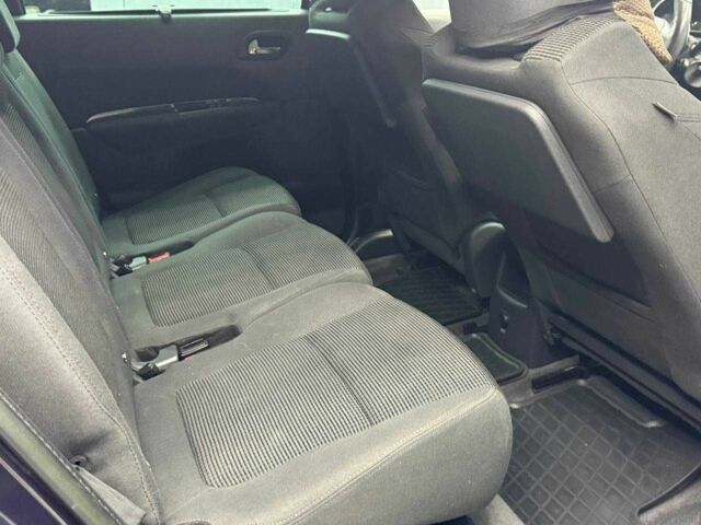 Синий Пежо 5008, объемом двигателя 1.6 л и пробегом 264 тыс. км за 10700 $, фото 16 на Automoto.ua