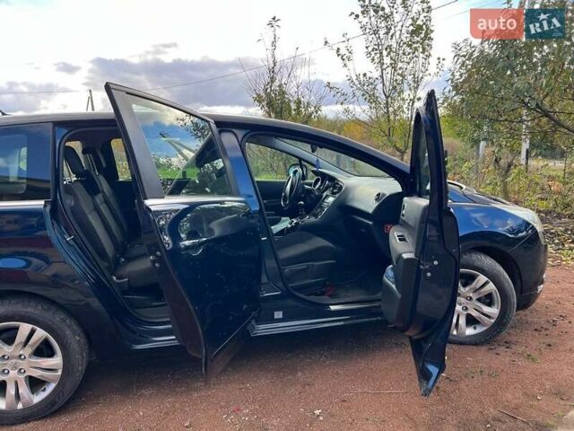 Пежо 5008 2009 в Львове на Automoto.ua Синий Пежо 5008, объемом двигателя 1.56 л и пробегом 215 тыс. км за 7400 $, фото 2 на Automoto.ua