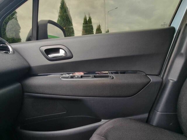 Синий Пежо 5008, объемом двигателя 1.6 л и пробегом 210 тыс. км за 7199 $, фото 12 на Automoto.ua