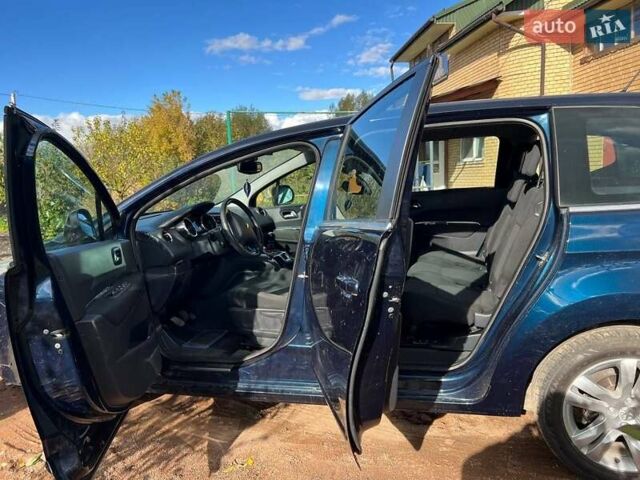 Пежо 5008 2009 в Львове на Automoto.ua Синий Пежо 5008, объемом двигателя 1.56 л и пробегом 215 тыс. км за 7400 $, фото 20 на Automoto.ua