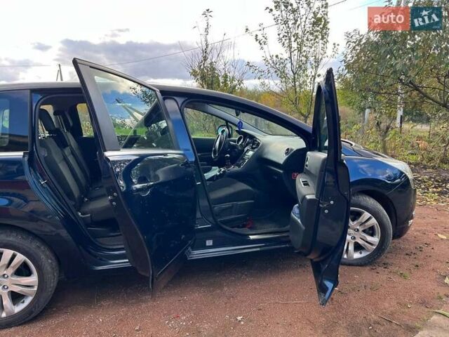 Пежо 5008 2009 в Львове на Automoto.ua Синий Пежо 5008, объемом двигателя 1.56 л и пробегом 215 тыс. км за 7400 $, фото 9 на Automoto.ua