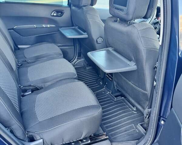 Синий Пежо 5008, объемом двигателя 1.6 л и пробегом 208 тыс. км за 7700 $, фото 69 на Automoto.ua
