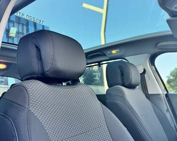 Синий Пежо 5008, объемом двигателя 1.6 л и пробегом 208 тыс. км за 7700 $, фото 107 на Automoto.ua