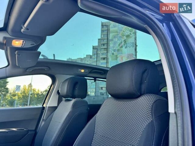 Синий Пежо 5008, объемом двигателя 1.6 л и пробегом 208 тыс. км за 7700 $, фото 106 на Automoto.ua