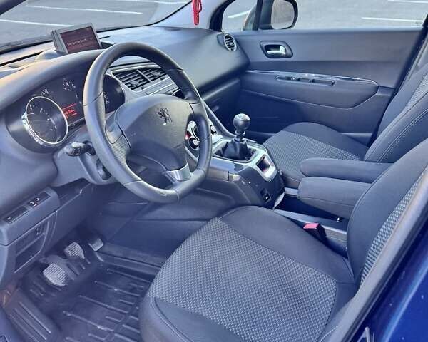 Синий Пежо 5008, объемом двигателя 1.6 л и пробегом 208 тыс. км за 7700 $, фото 48 на Automoto.ua