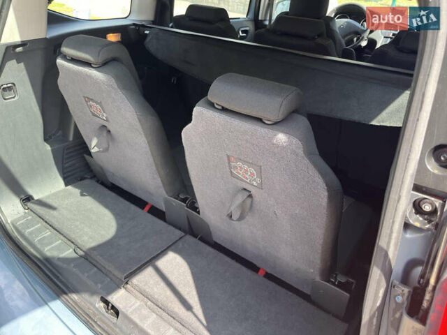 Синій Пежо 5008, об'ємом двигуна 1.6 л та пробігом 170 тис. км за 8499 $, фото 15 на Automoto.ua