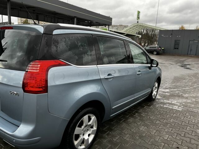 Синий Пежо 5008, объемом двигателя 2 л и пробегом 265 тыс. км за 6850 $, фото 5 на Automoto.ua