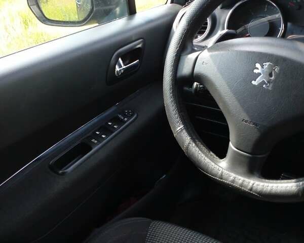 Синій Пежо 5008, об'ємом двигуна 1.56 л та пробігом 247 тис. км за 7100 $, фото 11 на Automoto.ua