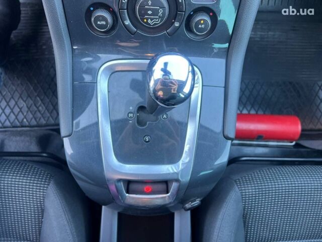 Синий Пежо 5008, объемом двигателя 1.6 л и пробегом 260 тыс. км за 8390 $, фото 28 на Automoto.ua