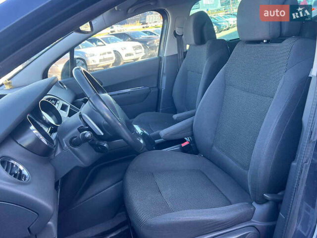 Пежо 5008 2012 в Львове на Automoto.ua Синий Пежо 5008, объемом двигателя 1.6 л и пробегом 260 тыс. км за 8390 $, фото 17 на Automoto.ua