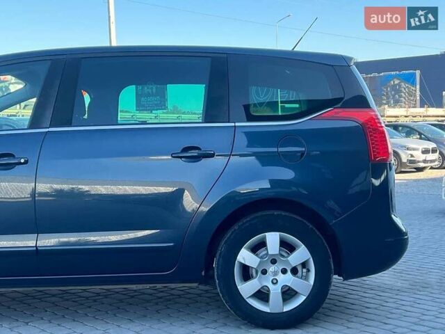 Пежо 5008 2012 в Львове на Automoto.ua Синий Пежо 5008, объемом двигателя 1.6 л и пробегом 260 тыс. км за 8390 $, фото 4 на Automoto.ua