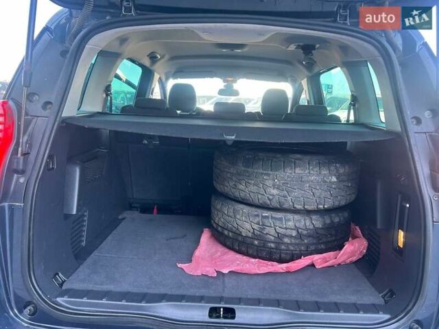 Пежо 5008 2012 в Львове на Automoto.ua Синий Пежо 5008, объемом двигателя 1.6 л и пробегом 260 тыс. км за 8390 $, фото 33 на Automoto.ua