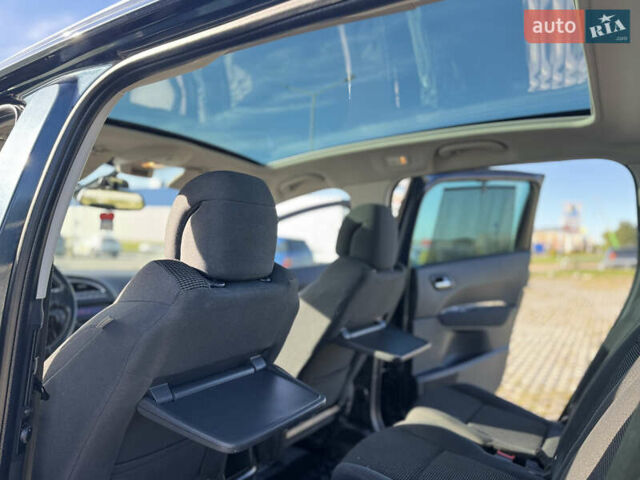 Синий Пежо 5008, объемом двигателя 1.6 л и пробегом 283 тыс. км за 7950 $, фото 12 на Automoto.ua