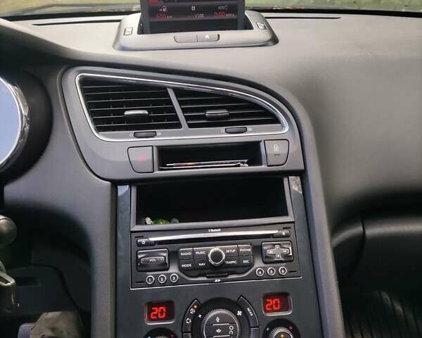 Синій Пежо 5008, об'ємом двигуна 1.6 л та пробігом 260 тис. км за 8200 $, фото 2 на Automoto.ua
