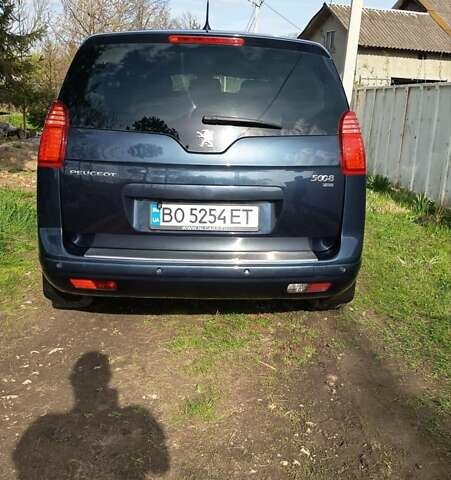 Синий Пежо 5008, объемом двигателя 1.6 л и пробегом 267 тыс. км за 9200 $, фото 5 на Automoto.ua