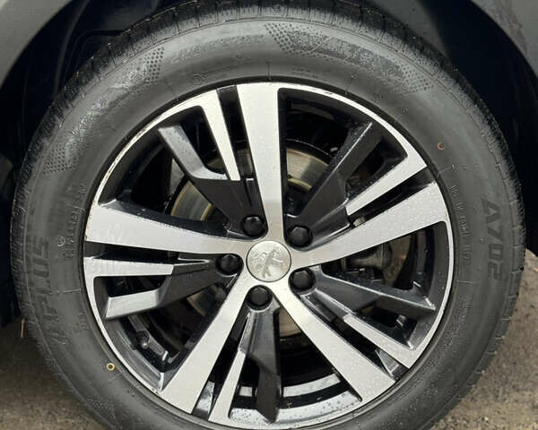 Синий Пежо 5008, объемом двигателя 2 л и пробегом 224 тыс. км за 21700 $, фото 16 на Automoto.ua