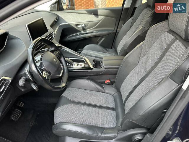 Синий Пежо 5008, объемом двигателя 1.5 л и пробегом 145 тыс. км за 21800 $, фото 19 на Automoto.ua