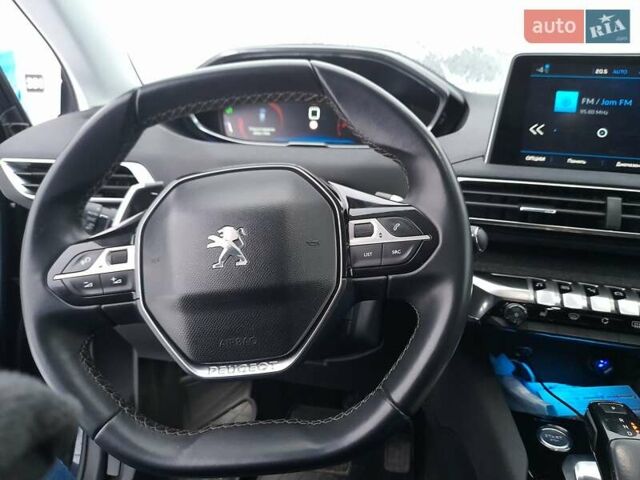 Синий Пежо 5008, объемом двигателя 1.6 л и пробегом 252 тыс. км за 18500 $, фото 7 на Automoto.ua