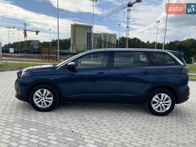 Синий Пежо 5008, объемом двигателя 1.5 л и пробегом 172 тыс. км за 23100 $, фото 1 на Automoto.ua