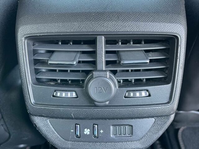 Зеленый Пежо 5008, объемом двигателя 2 л и пробегом 201 тыс. км за 18900 $, фото 19 на Automoto.ua