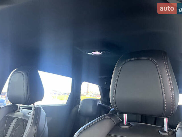 Зеленый Пежо 5008, объемом двигателя 2 л и пробегом 214 тыс. км за 23950 $, фото 5 на Automoto.ua